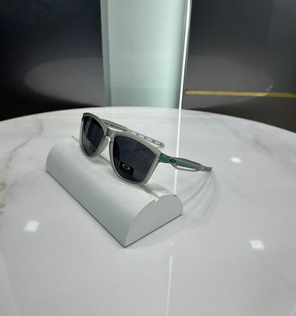 Oakle y Grey Black Premium Shades 3363
