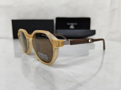 May Bach  10070 Champagne Brown.