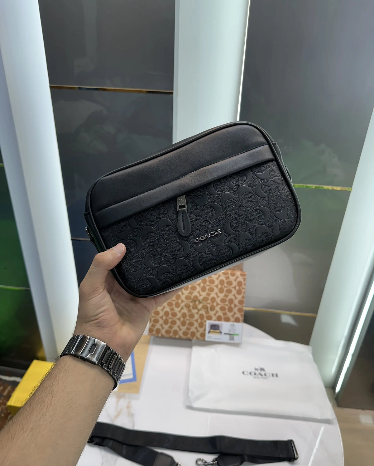Coac h Monogram Luxury Sling Bag With Og Box Bill And Dust Bag c112
