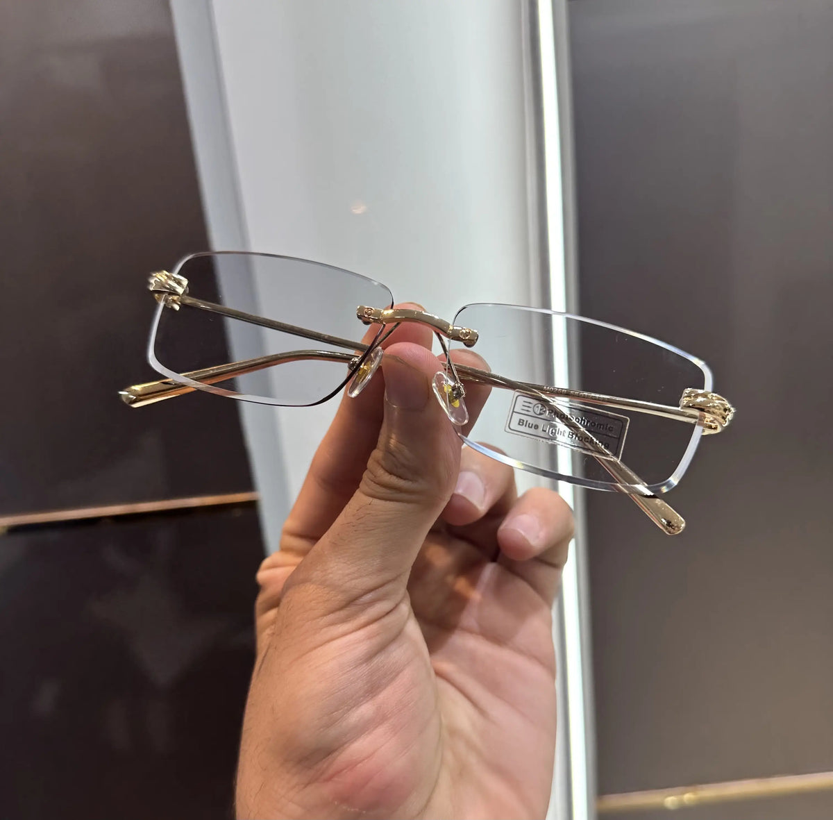 Cartie r Gold Photochromic Lens Premium Glasses 025