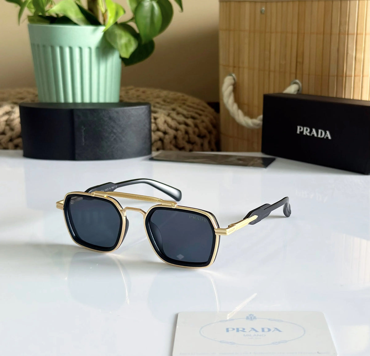 Prada_8416_ Gold_Black