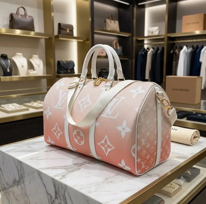 Louis Vuitto n Luxury Imported Duffel Bag lv909