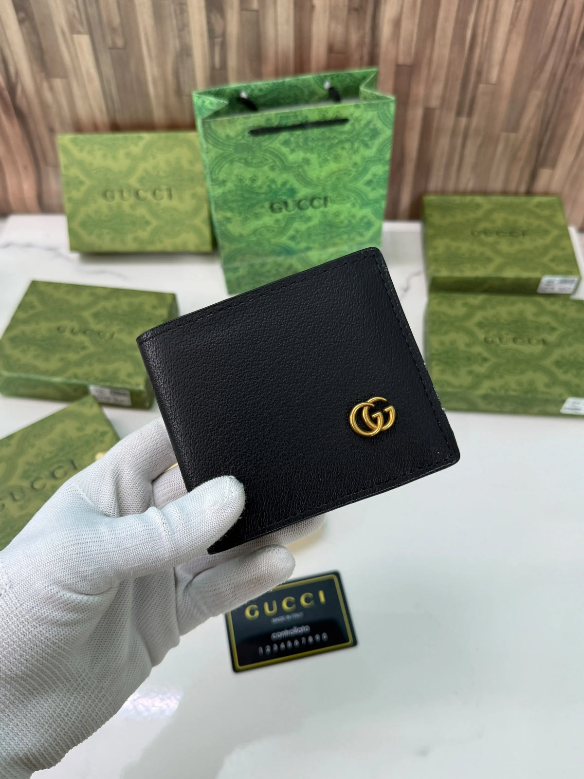 GUCCI PREMIUM BLACK WITH GOLD TOUCH LOGO WITH BRAND BOX N CARRY BAG 741