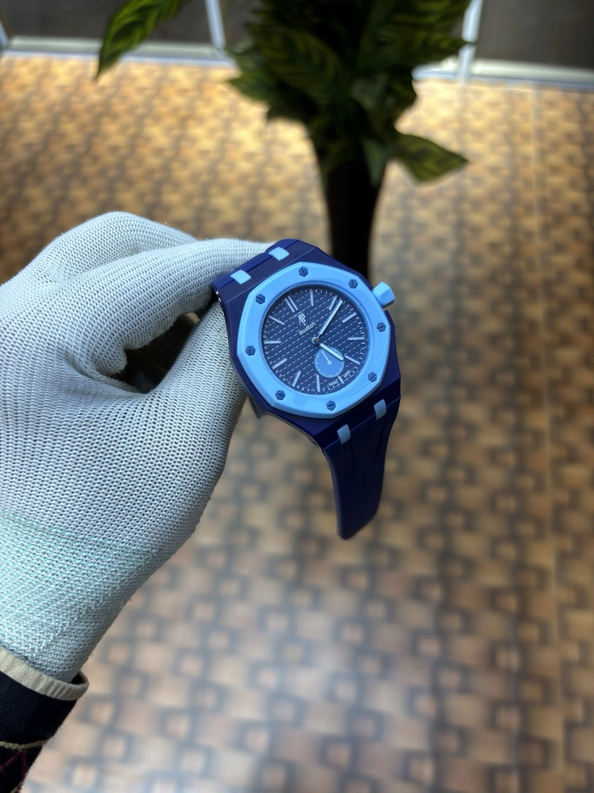 AP X SWATCH ROYAL POP WITH BOX AND SILICON STRAP