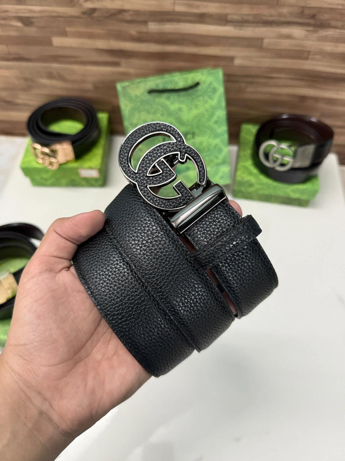 GUCCI STYLISH N TRENDING LATEST STORE ARTICLE 399