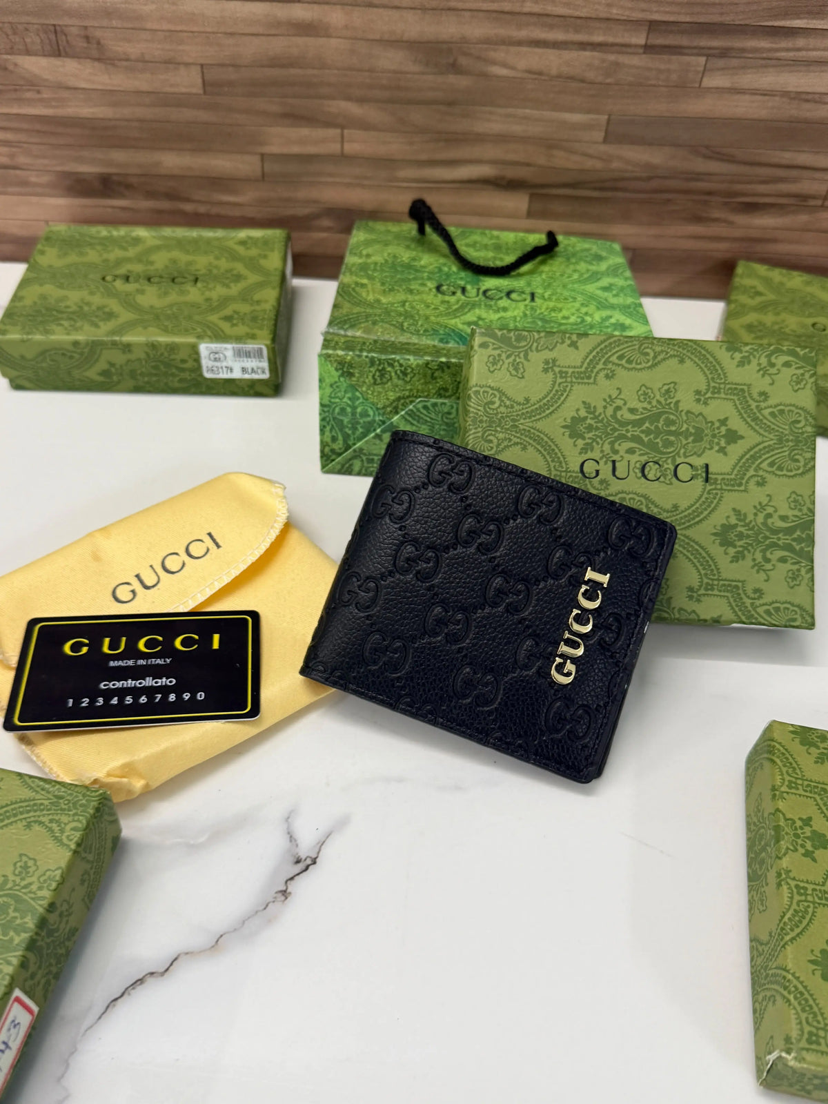 GUCCI EMBOSED PREMIUM IMPORTED QUALITY WITH BRAND BOX N CARRY BAG 743