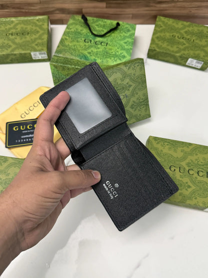 GUCCI EMBOSED PREMIUM IMPORTED QUALITY WITH BRAND BOX N CARRY BAG 743
