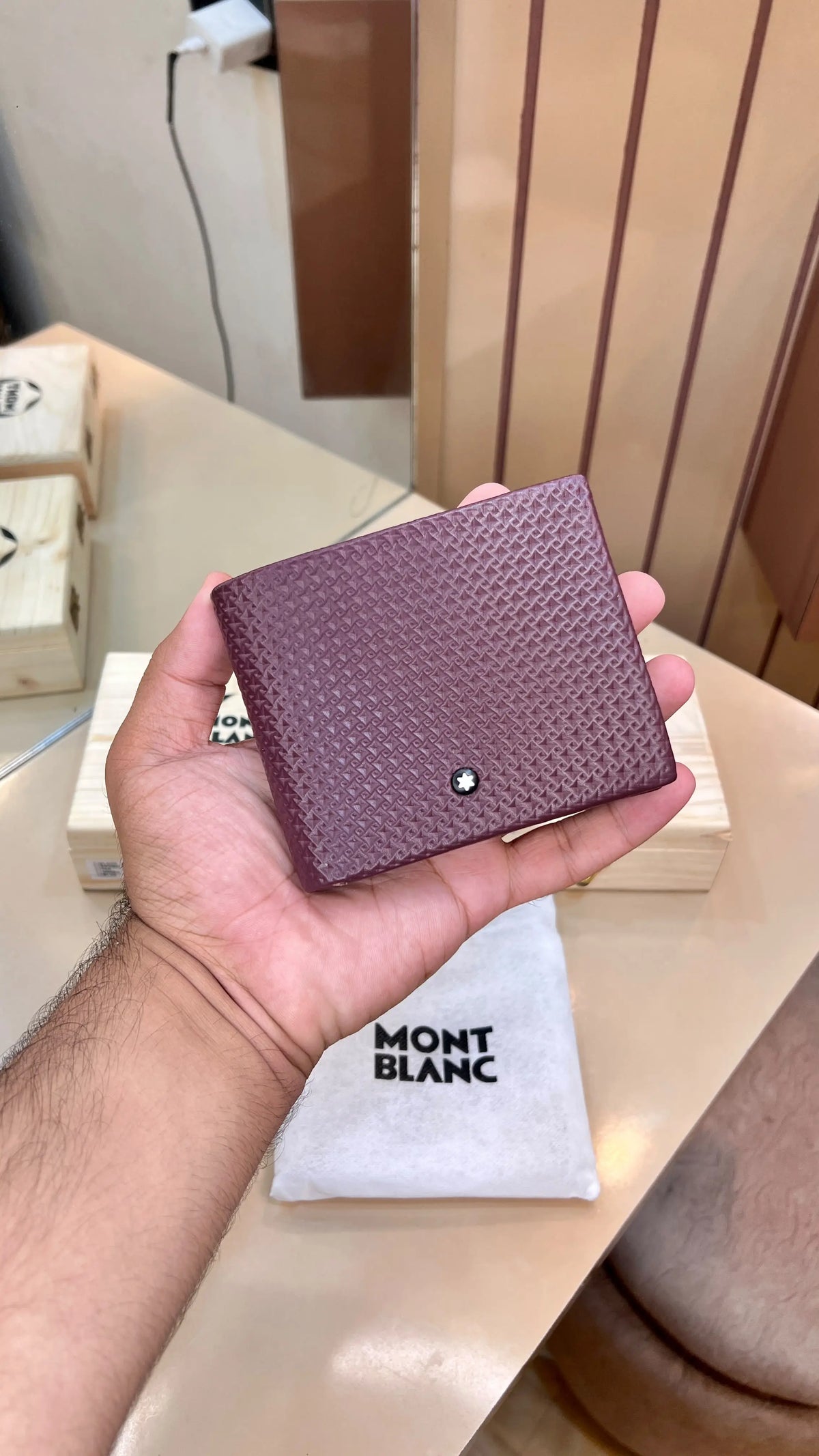 MONT BLANC PREMIUM QUALITY IMP WALLET WITH OG WOODEN BOX