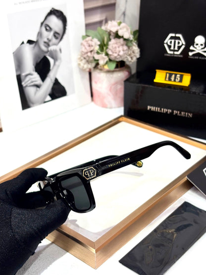 PHILIPP PLEIN GLOSSY BLACK With GOLD TOUCH PREMIUM QUALITY DESIGNER STORE SUPERHIT MODEL 504