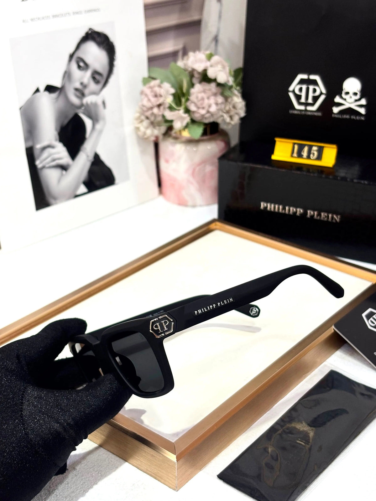 PHILIPP PLEIN MATT BLACK WITH SILVER TOUCH PREMIUM QUALITY DESIGNER STORE SUPERHIT MODEL 501