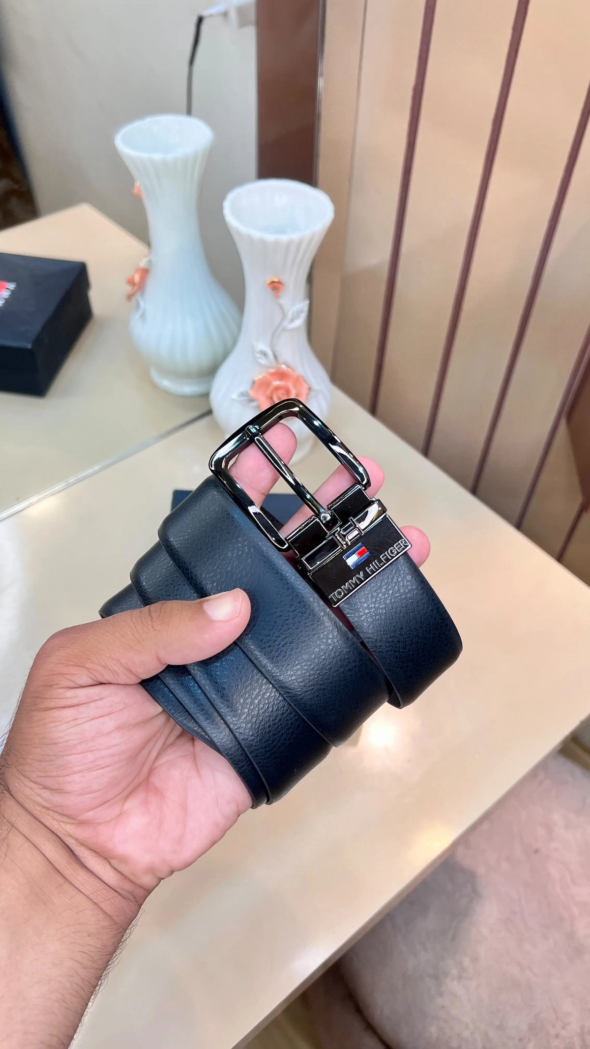 TOMMY HILFIGER PREMIUM QUALITY REVERSEABLE BELT WITH OG BOX TM-907