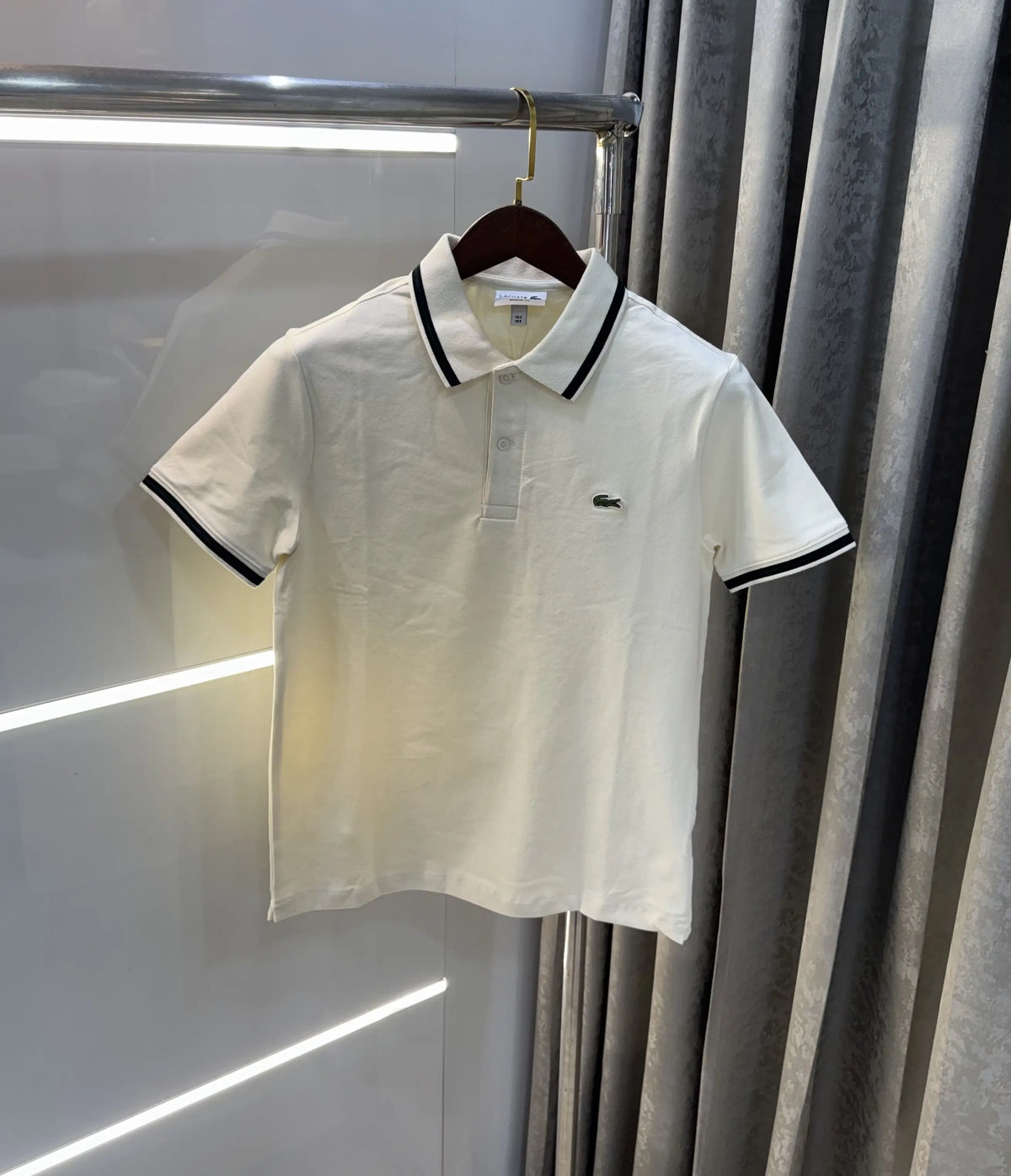 Lacost e Cream Embroidery Logo Premium Polo T-Shirt