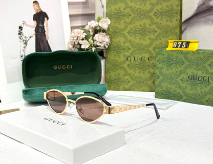 GUCCI DESIGNER GOLD BROWN WITH LOGO DESIGN STICK SHOWROOM MODEL 501
