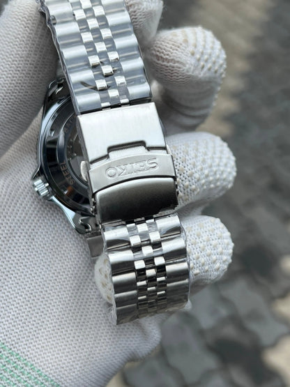 Seiko 5 Sports GMT Quartz Swift Movement Back Open