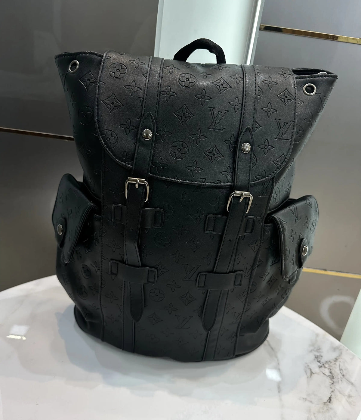 Louis Vuitto n Monogram Imported BackPack Black lv1509
