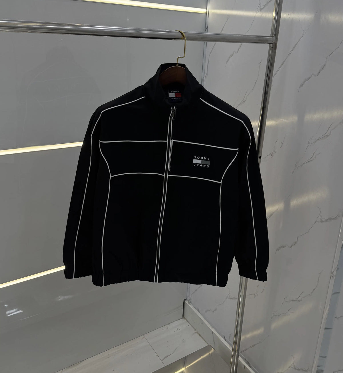 Tomm y Hilfige r Black Imported Premium WindBreaker Jacket