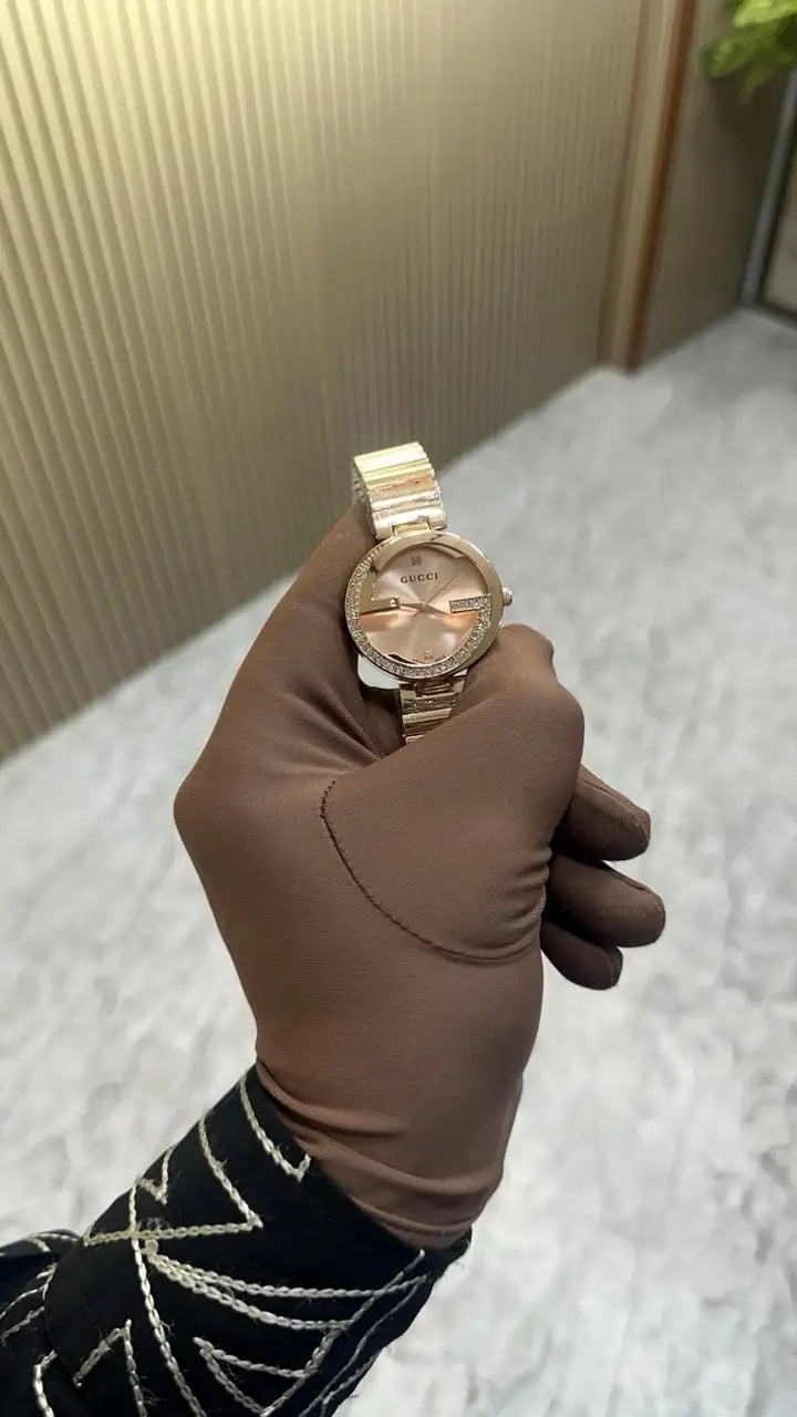 Gucci interlocking