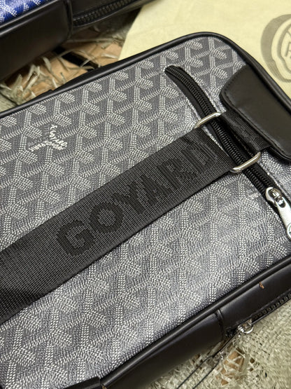 Goyard Alpin-style utility crossbody shoulder bag Grey