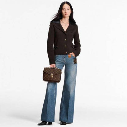 Louiis vuitton Pochette Mtis with  box 540