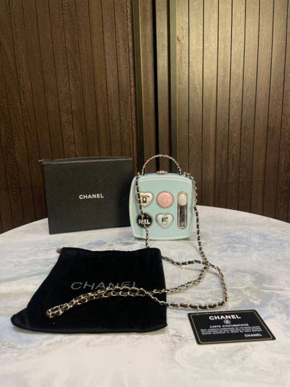 Chaneel makeup palette Minaudire Bag with box (STORE ARTICLE) 836