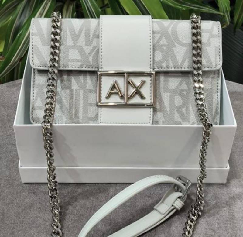 Armaani Exchange women jodie bag with box 848