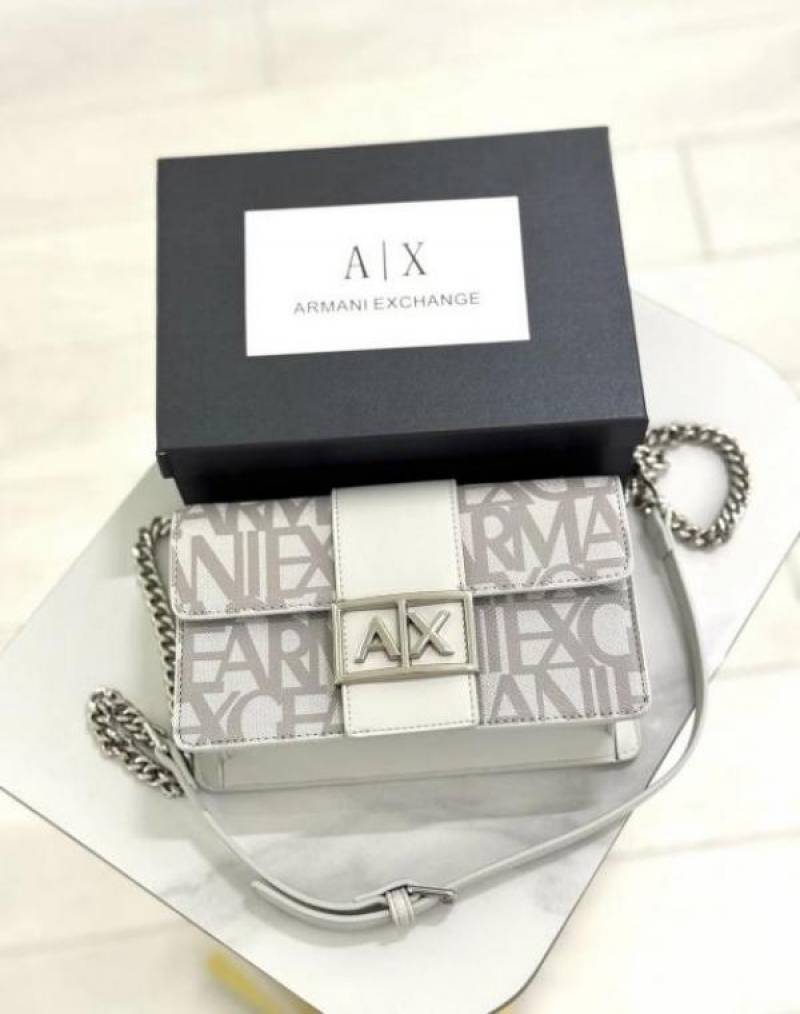 Armaani Exchange women jodie bag with box 848
