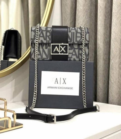 Armaani Exchange women jodie bag with box 847