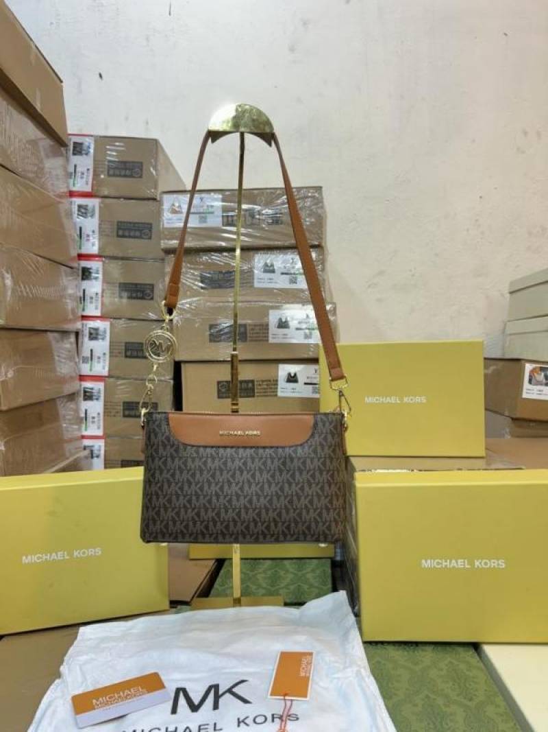 michael kor mk signature logo_with_box_931