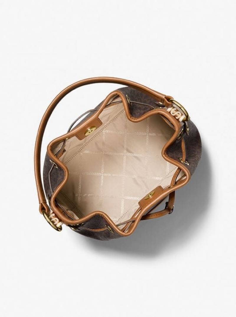 MICHAEL_MICHAEL_KOR MAEVE MEDIUM SIGNATURE LOGO BUCKET BAG  98