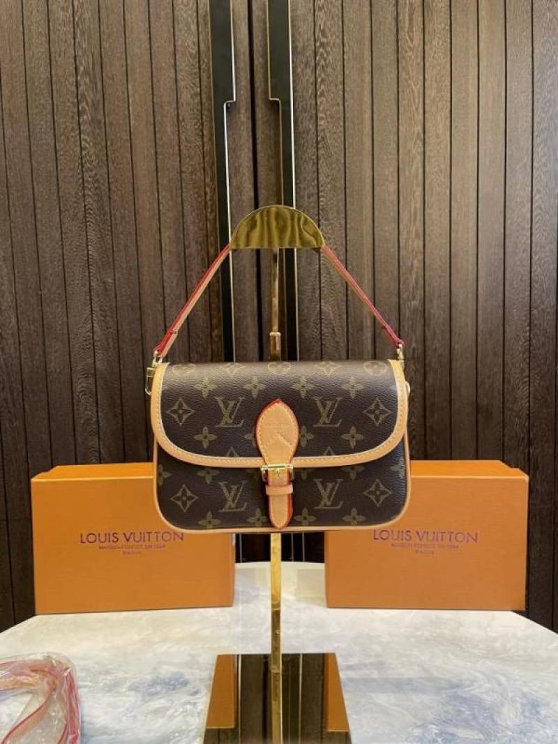 loui vuitton nano diane with box 720