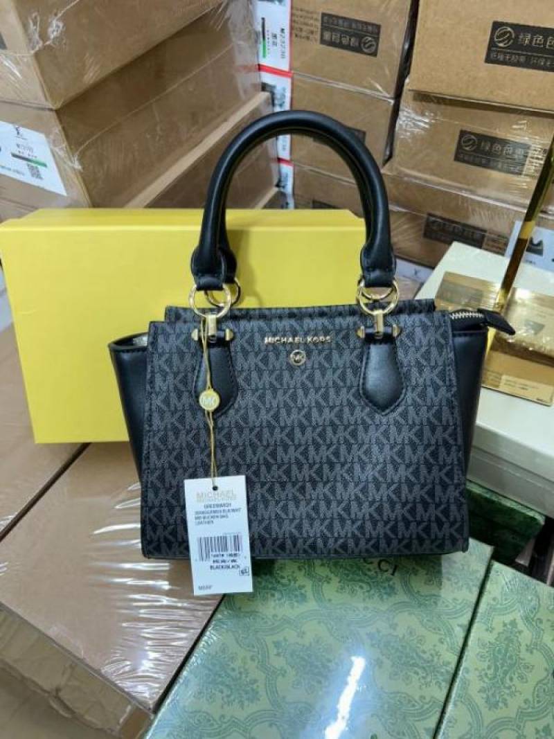 Michael kor marilyn medium logo satchel with carry bag 927