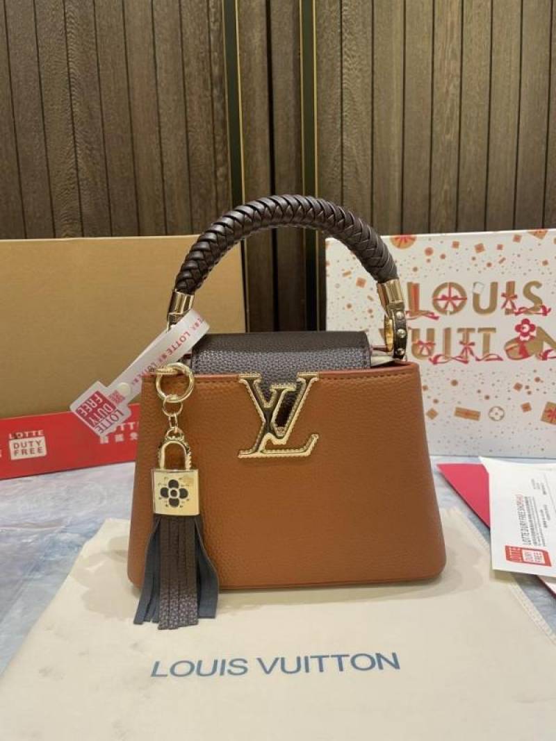louiis vuitton capucines bb with duty free bill and double box 940