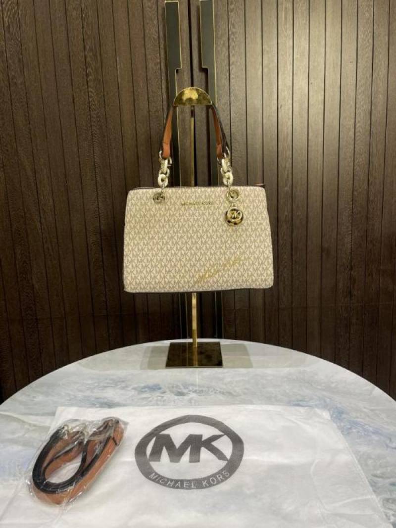 michael kor cynthia signature small logo satchel with dust cover 820