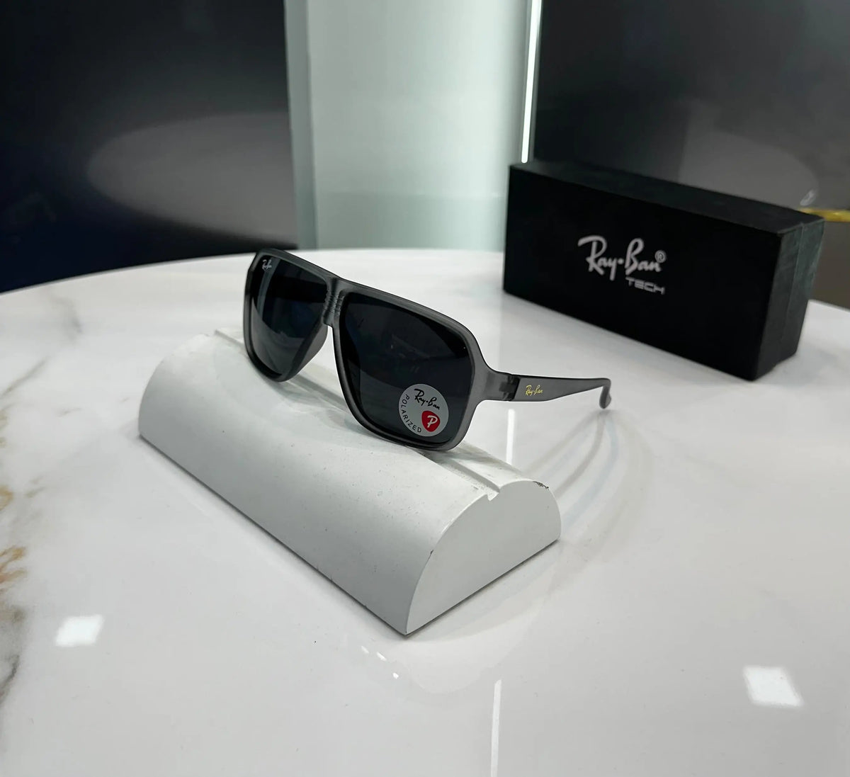 RAYBAN 4760 GREY BLACK MATT PREMIUM SHADES