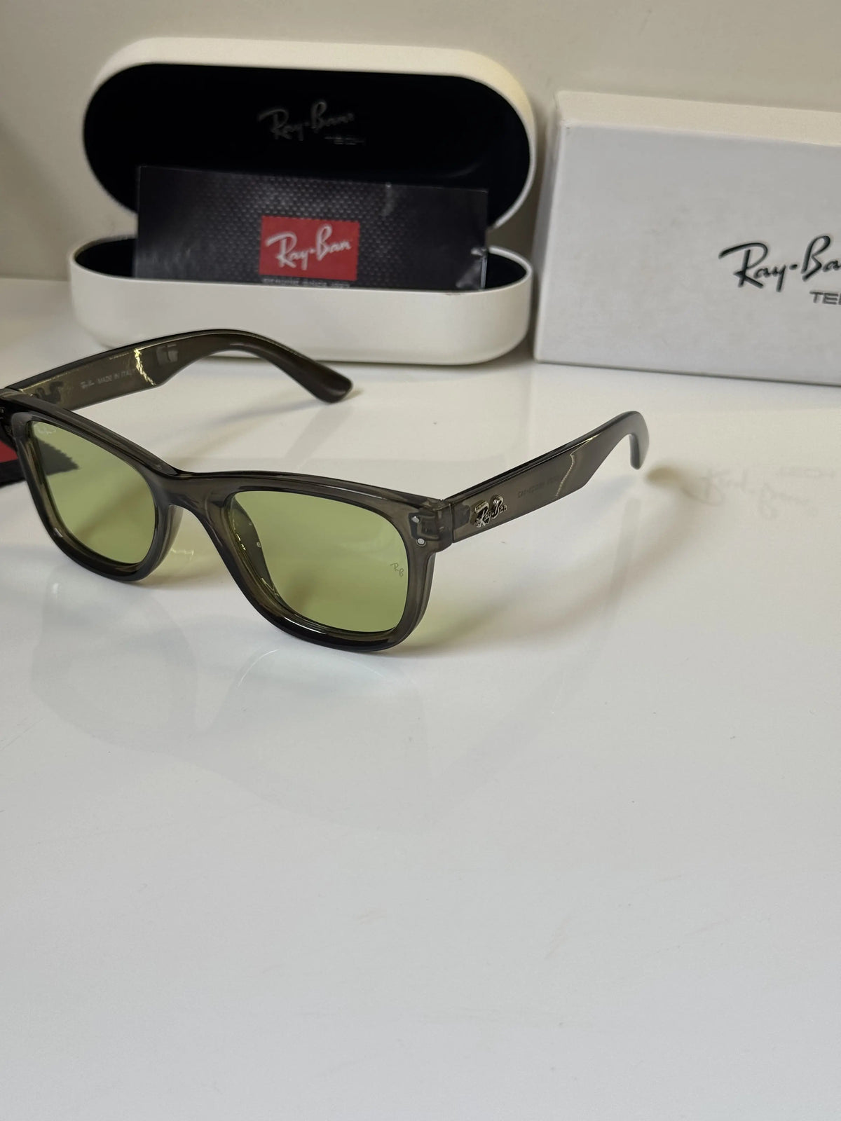 Rayban_502_Green