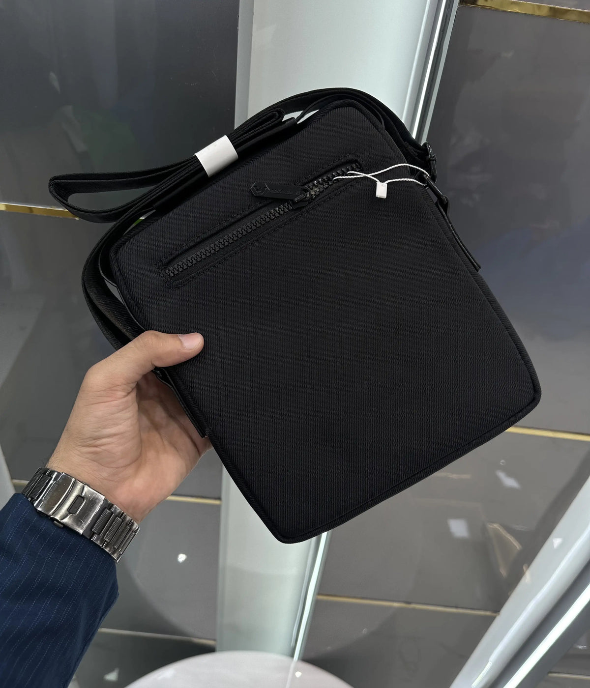 Giorgio Arman i Luxury Sling Bag Black g0087