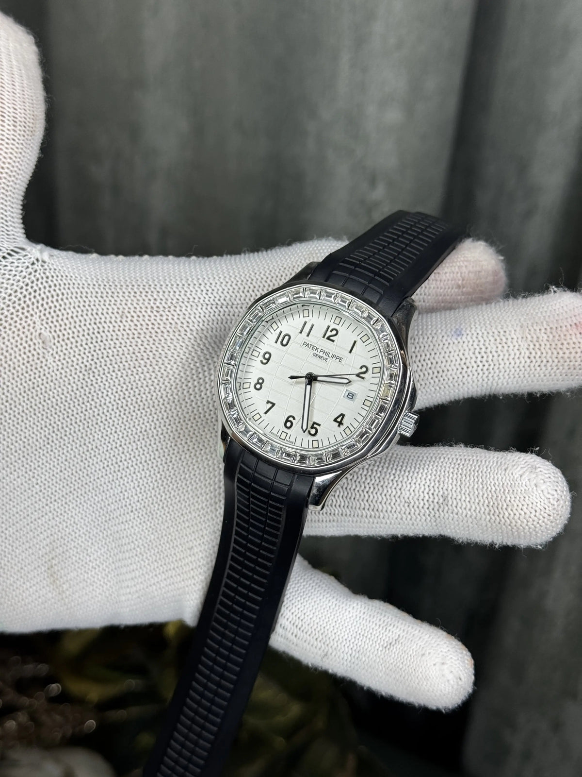 Patek Aquanaut Black White Diamond Premium Watch