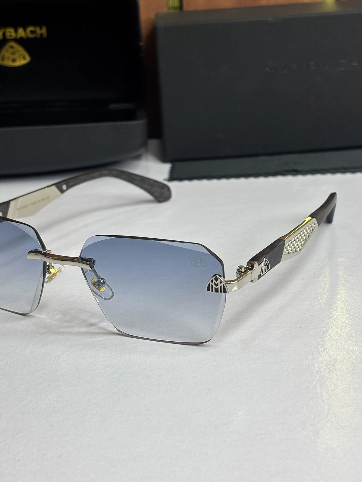 Maybach 98523 Blue Black