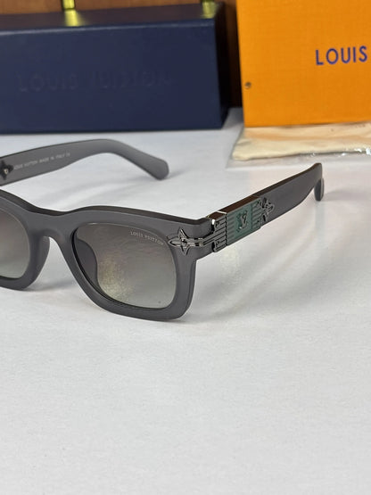 Louis Vuitton 1126 Grey