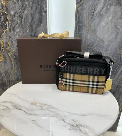 Burberr y Premium Cross Body Bag Beige With Magnetic Box