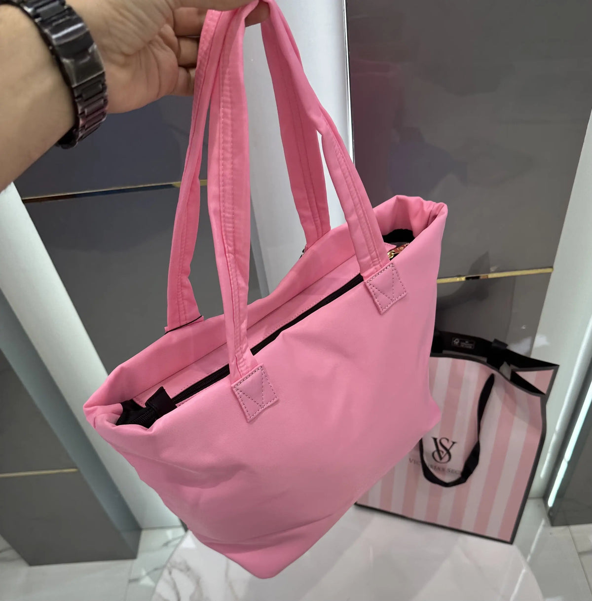 Victorias Secre t Luxury Tote Bag Pink With Carry Bag vs320