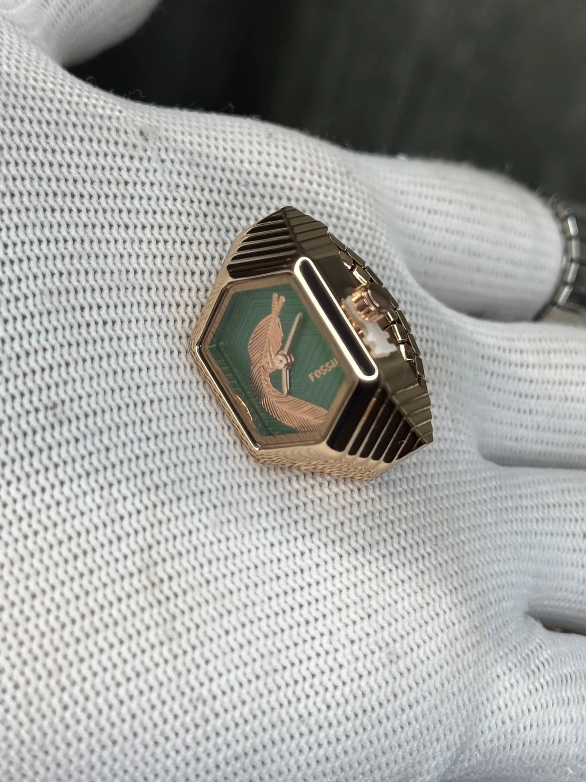 Fossi l Serpentine Copper Green Ring Analog Watch
