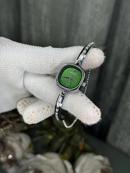Swarovsk i Silver Green Diamond Premium Ladies Watch