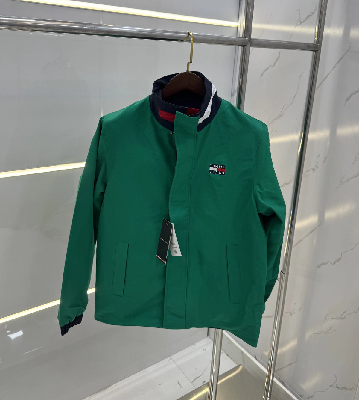 Tomm y Hilfige r Green & Blue Reversible Imported WindBreaker Jacket