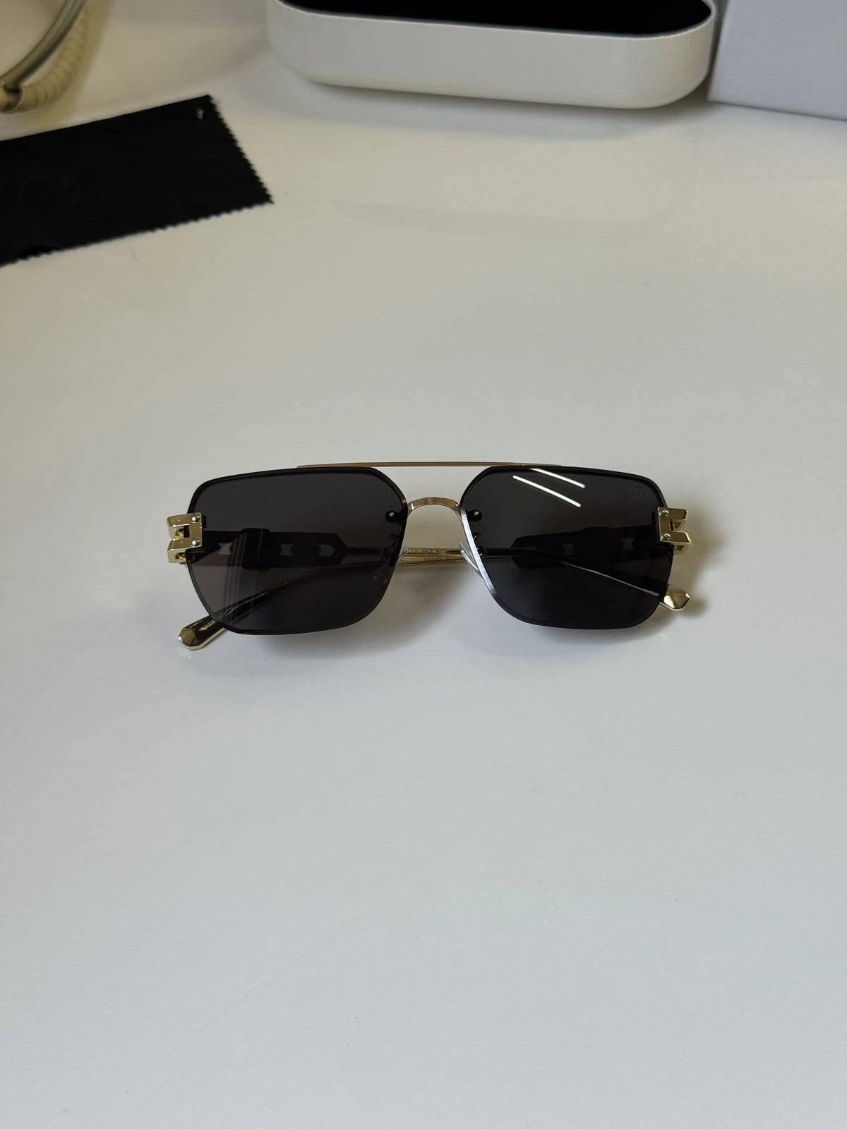 Philipp_Plein_26043_Gold_Black