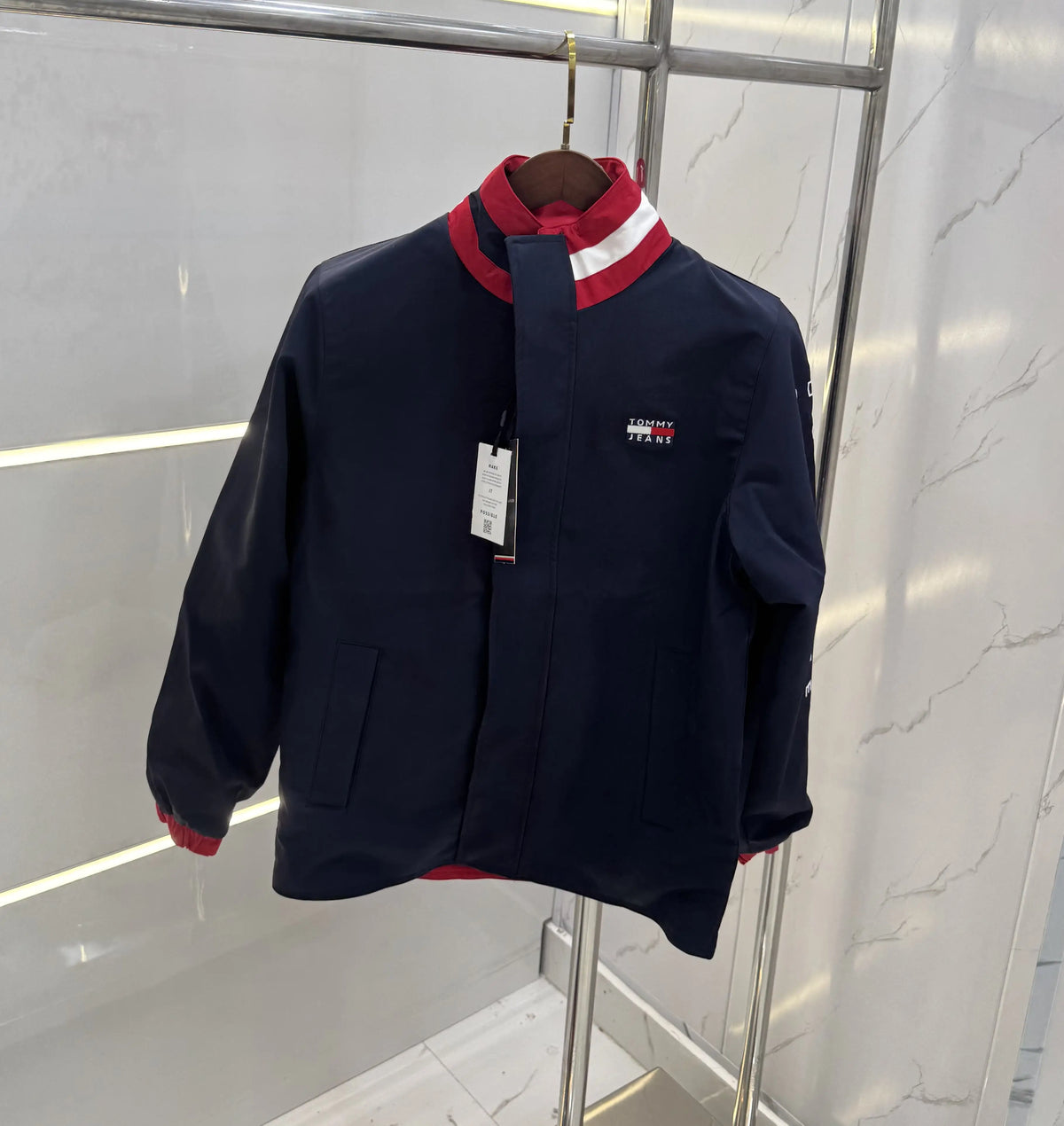 Tomm y Hilfige r Blue & Red Reversible Imported WindBreaker Jacket