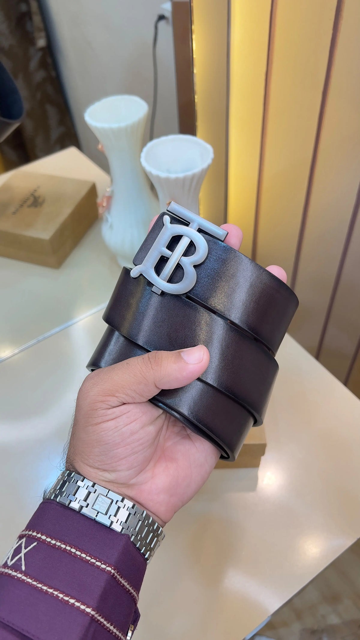 BB BURBERRY PREMIUM QUALITY IMP LEATHER BELTS WITH OG BOX