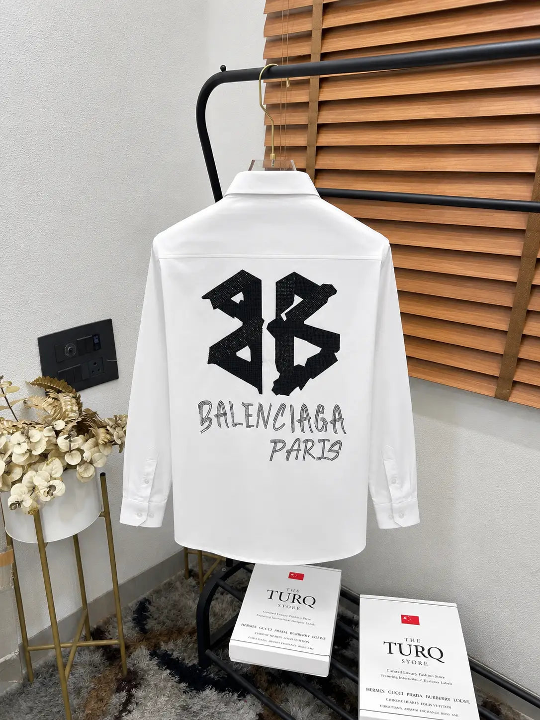 Balanciag_a Sequence Patched Exclusive Cotton Stretchable Partywear Shirt With Box (DN 648)