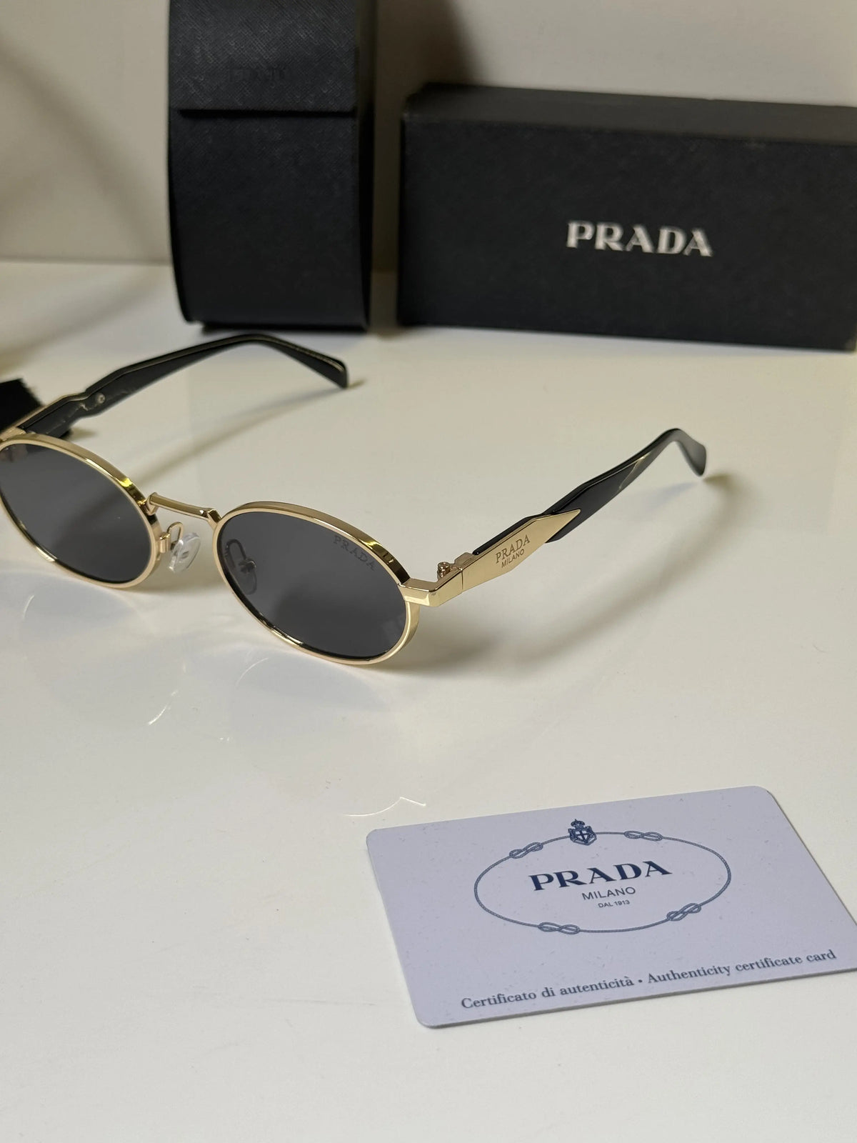 Prada_8007_Gold_Black