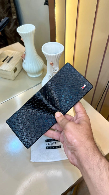 TOMMY HILFIGER PREMIUM QUALITY IMP WALLETS WITH OG WODDEN BOX